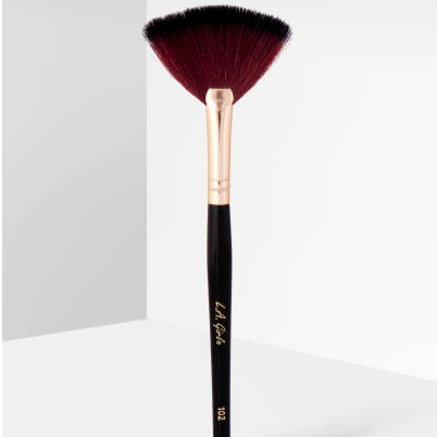 [90629] Fan Brush - L.A. Girl
